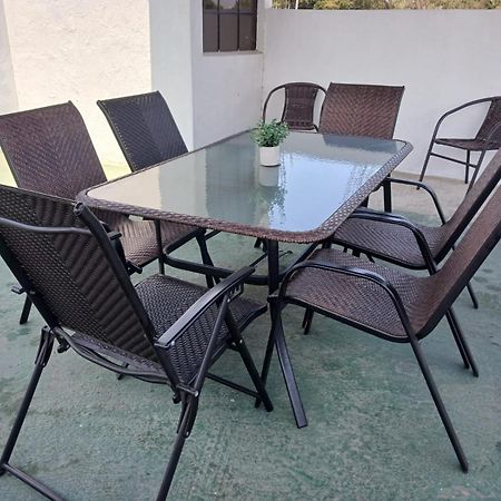 L'Aurora Inn Hostal Guatemala City Exteriör bild
